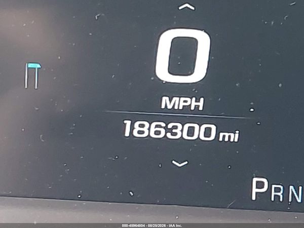 2018 CHEVROLET SUBURBAN PREMIER — I118