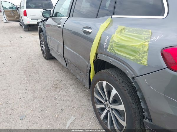 2021 MERCEDES-BENZ GLB 250 GLB250 — I155
