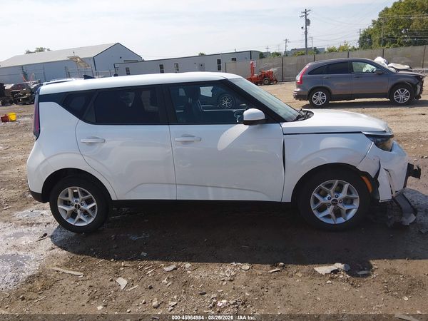 2023 KIA SOUL LX