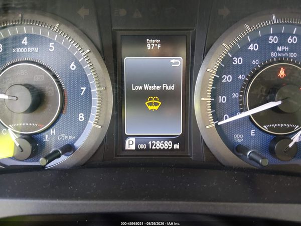 2017 TOYOTA SIENNA XLE PREMIUM 8 PASSENGER — I118