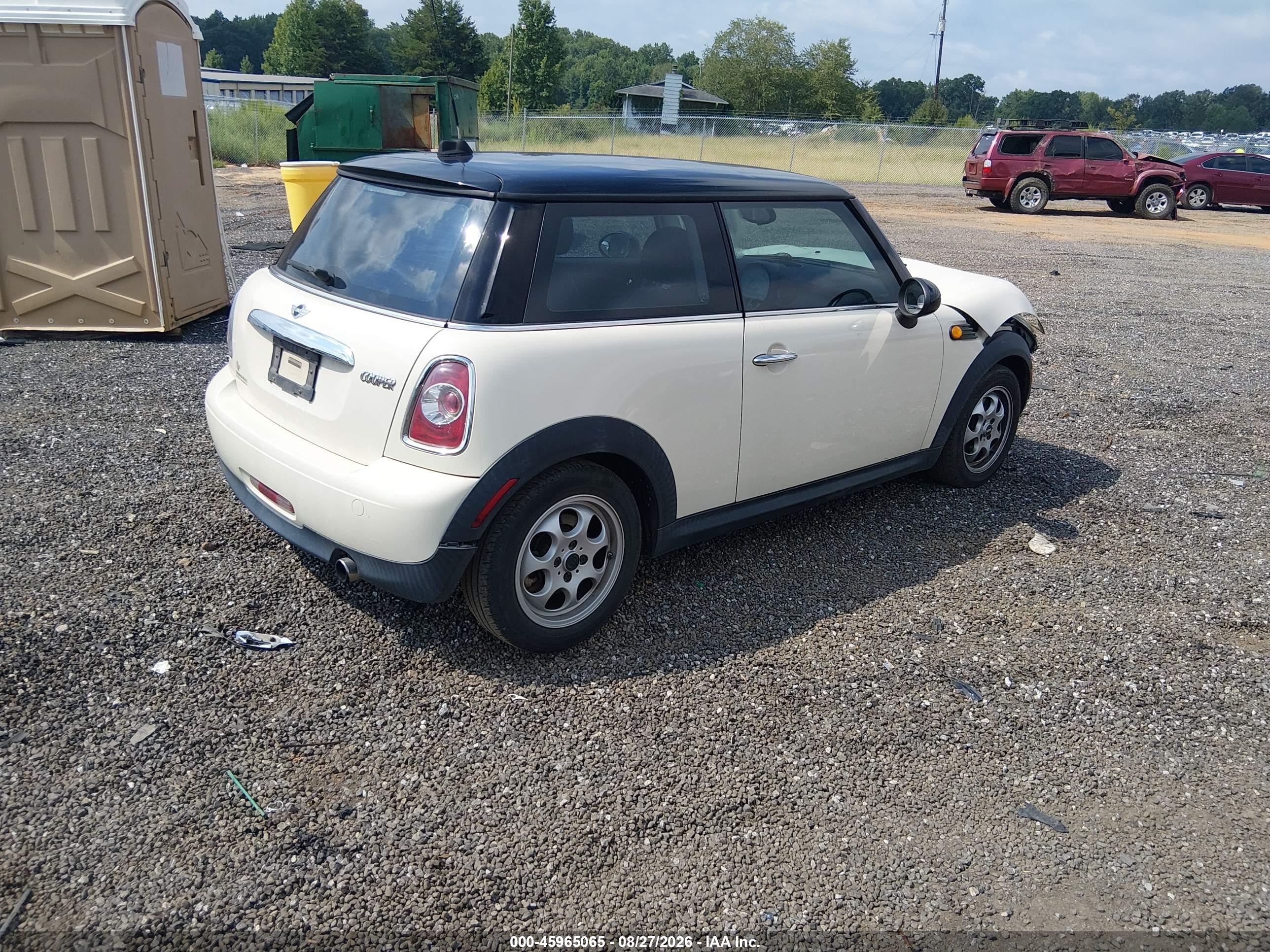 2012 MINI COOPER — I4