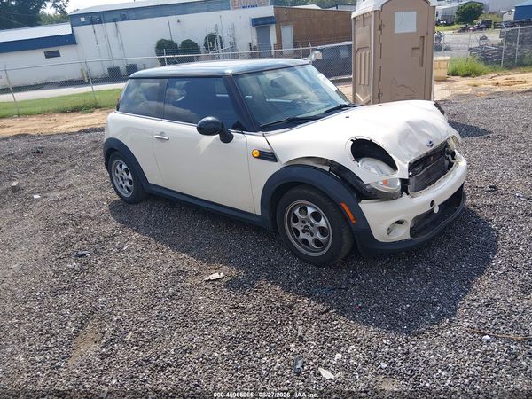 2012 MINI COOPER — I1