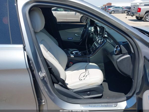 2016 MERCEDES-BENZ C 300 C300 — I5