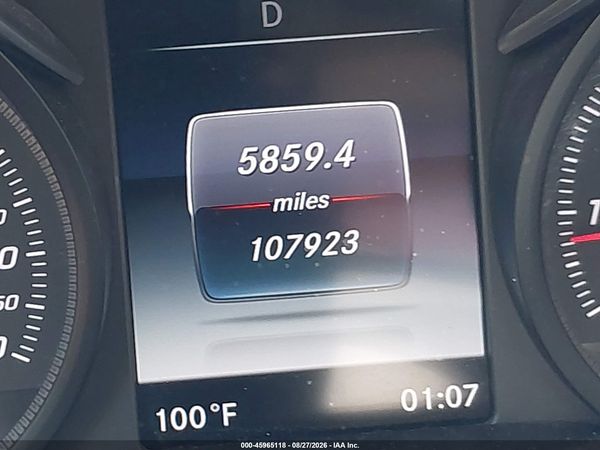 2016 MERCEDES-BENZ C 300 C300 — I118
