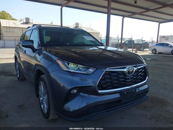 2024 TOYOTA HIGHLANDER LIMITED — I1