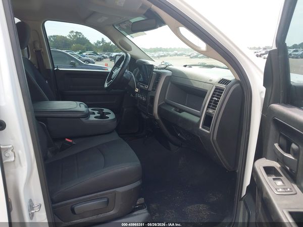 2019 RAM 1500 CLASSIC TRADESMAN  4X2 6'4 BOX