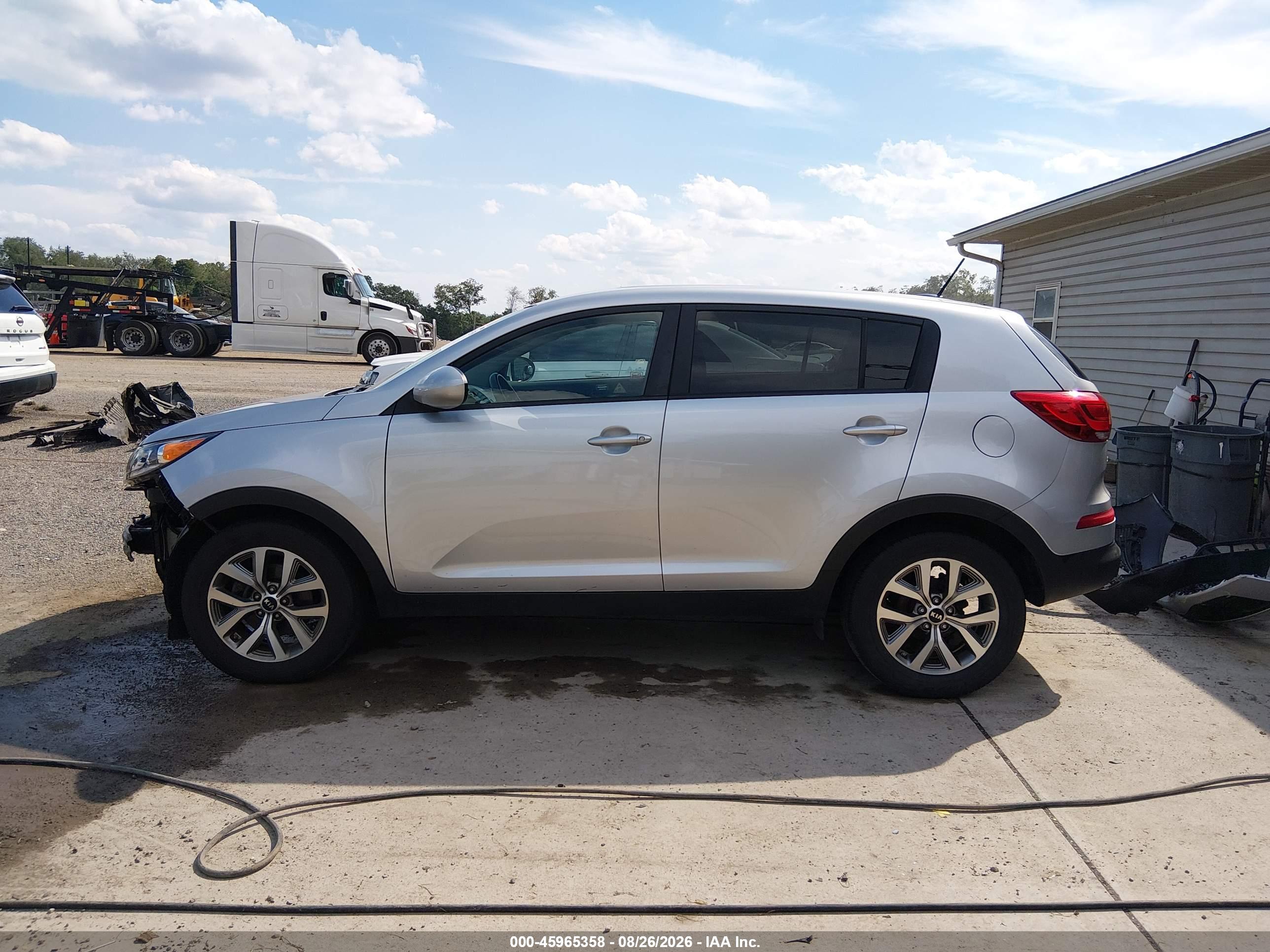 2016 KIA SPORTAGE LX