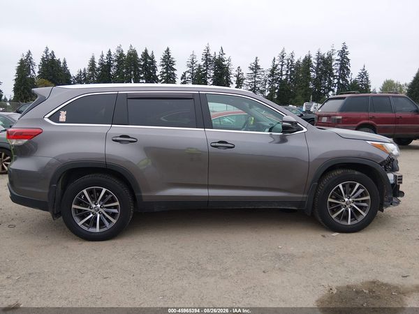 2019 TOYOTA HIGHLANDER XLE