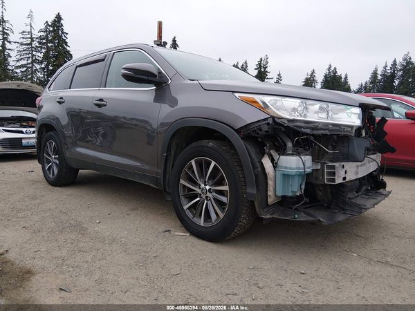 2019 TOYOTA HIGHLANDER XLE