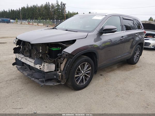 2019 TOYOTA HIGHLANDER XLE