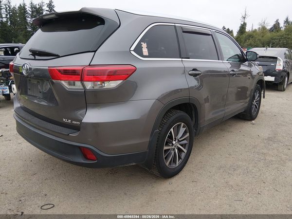 2019 TOYOTA HIGHLANDER XLE
