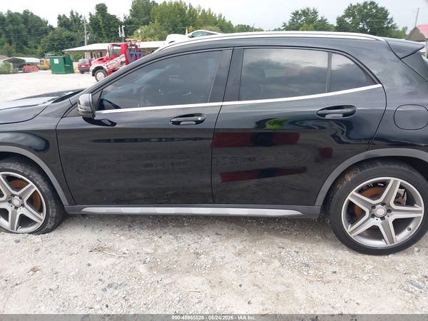 2015 MERCEDES-BENZ GLA 250 4MATIC
