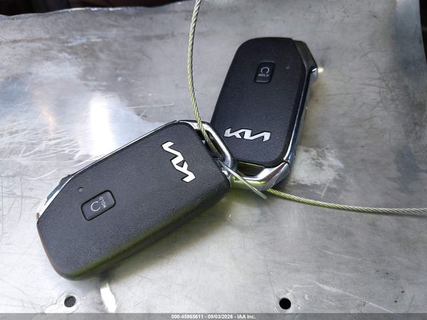 2022 KIA SELTOS S — I11
