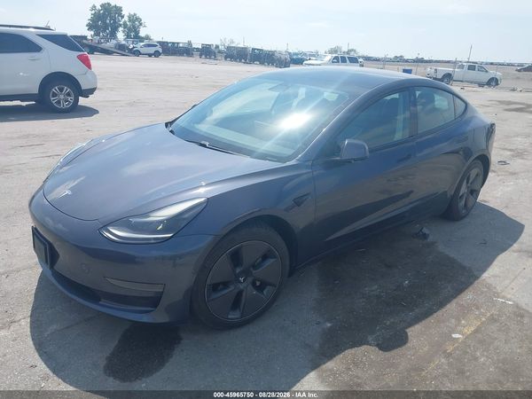 2021 TESLA MODEL 3 — I2