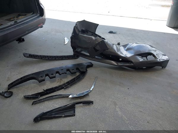 2013 TOYOTA SIENNA LE V6 8 PASSENGER — I13