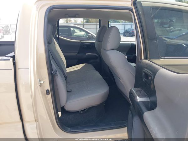 2017 TOYOTA TACOMA SR5 — I8