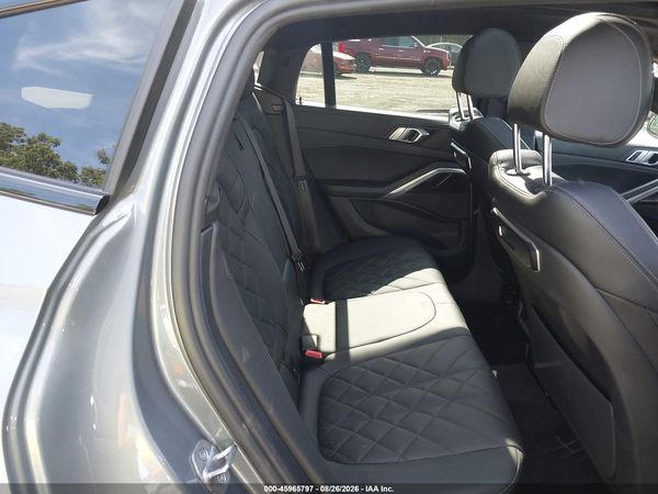 2024 BMW X6 XDRIVE40I — I8