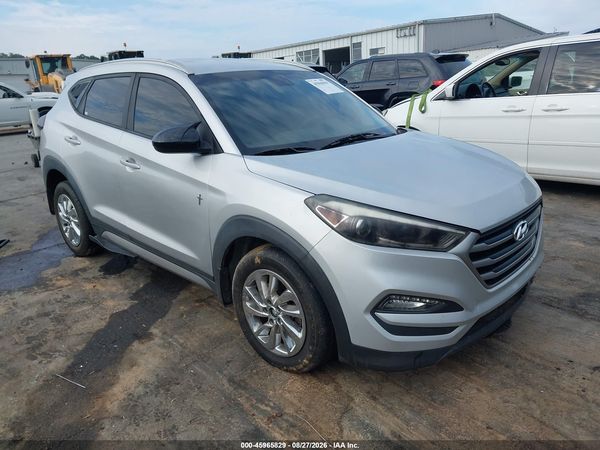 2017 HYUNDAI TUCSON SE — I1