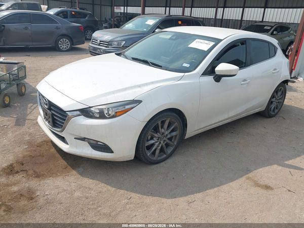 2018 MAZDA MAZDA3 TOURING