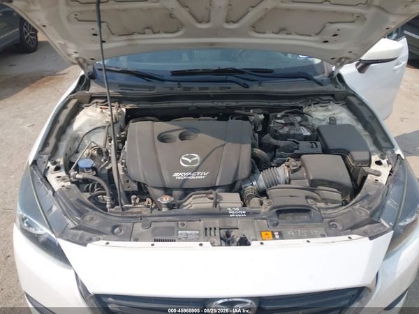 2018 MAZDA MAZDA3 TOURING