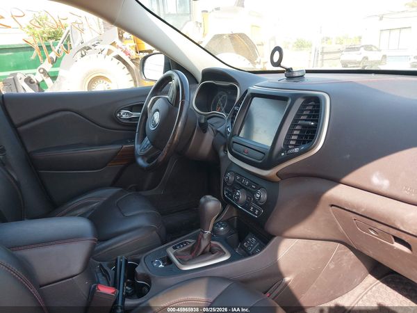 2016 JEEP CHEROKEE TRAILHAWK