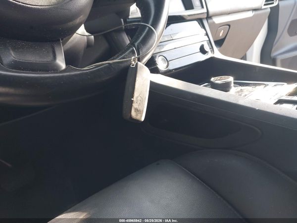 2018 JAGUAR F-PACE 25T PREMIUM