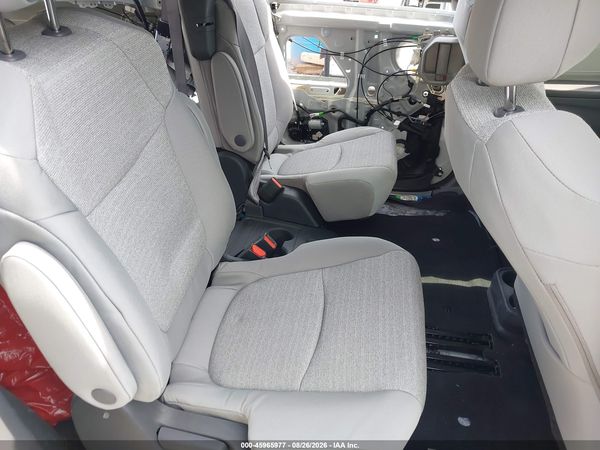 2024 TOYOTA SIENNA LE