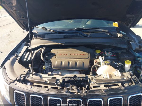 2018 JEEP COMPASS SPORT 4X4 — I10