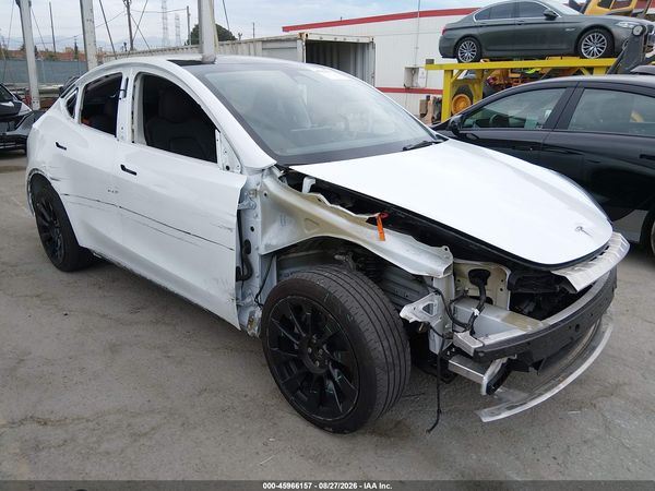 2023 TESLA MODEL Y — I1