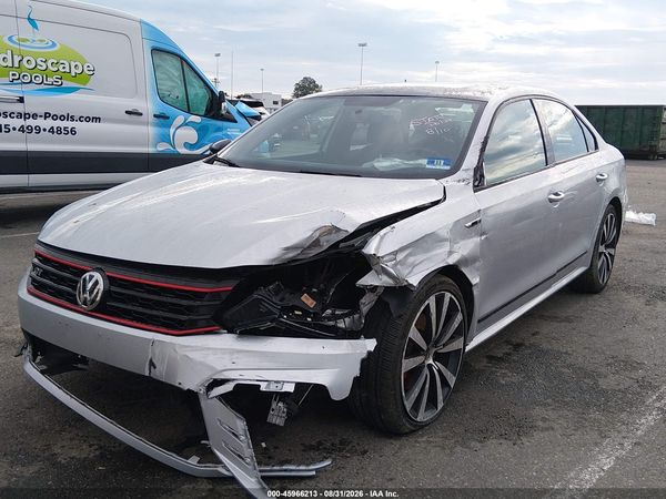 2018 VOLKSWAGEN PASSAT — I2