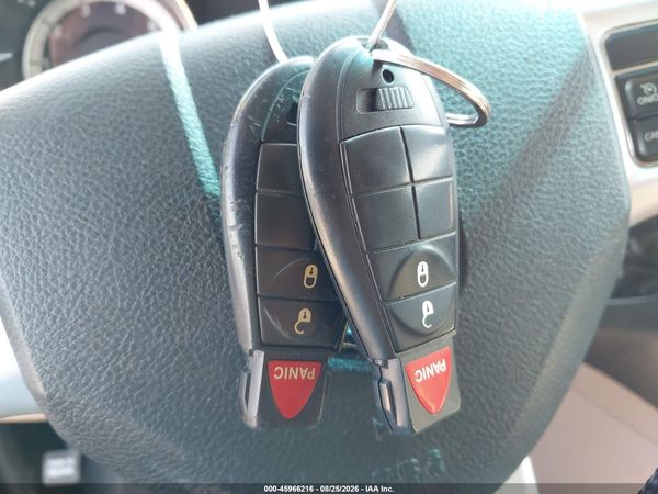 2016 DODGE GRAND CARAVAN SE — I11