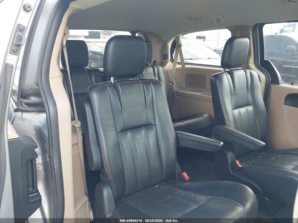 2016 DODGE GRAND CARAVAN SE — I152