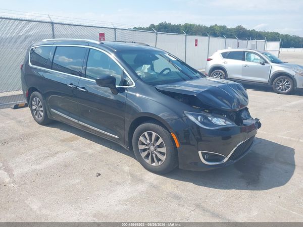 2020 CHRYSLER PACIFICA — I1