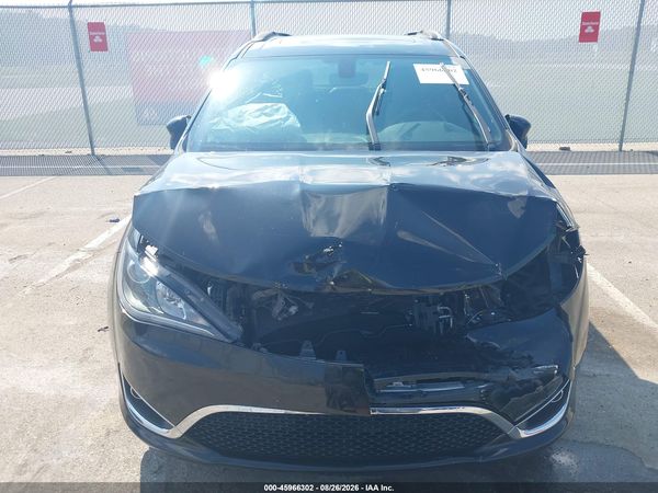 2020 CHRYSLER PACIFICA — I6