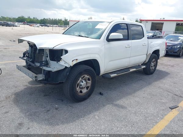 2016 TOYOTA TACOMA SR