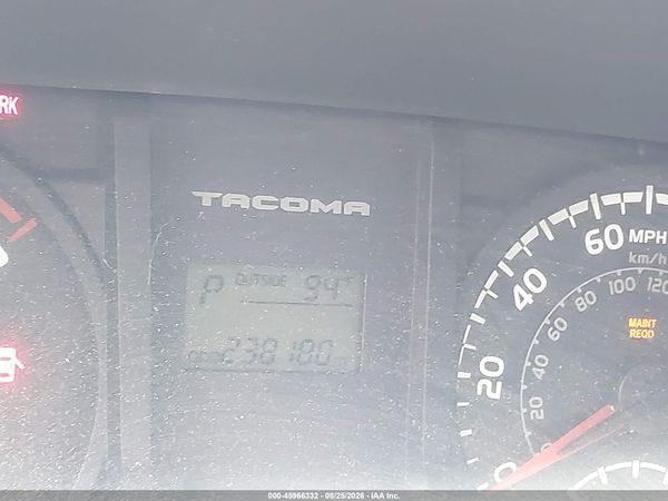 2016 TOYOTA TACOMA SR