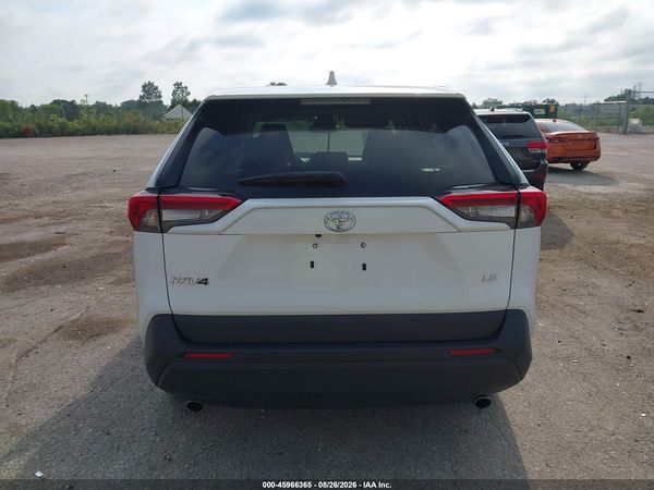 2024 TOYOTA RAV4 LE — I119