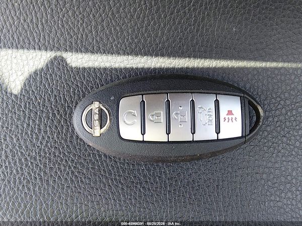 2022 NISSAN PATHFINDER PLATINUM 2WD — I11