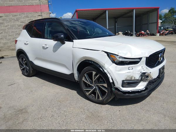 2021 VOLVO XC40 T5 R-DESIGN
