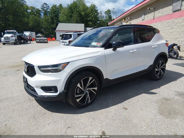 2021 VOLVO XC40 T5 R-DESIGN