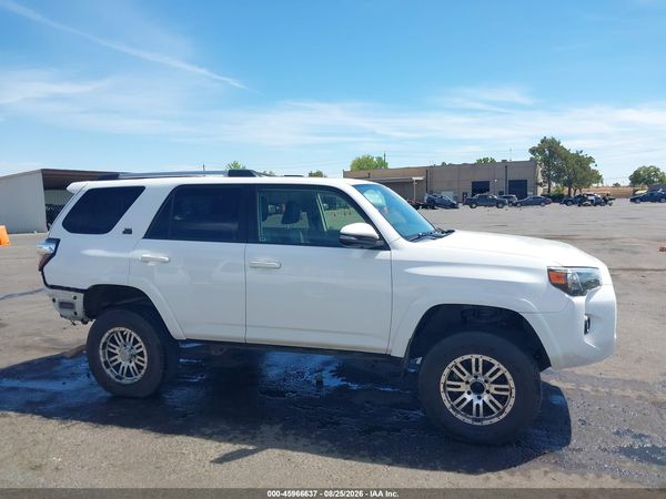 2020 TOYOTA 4RUNNER SR5 PREMIUM
