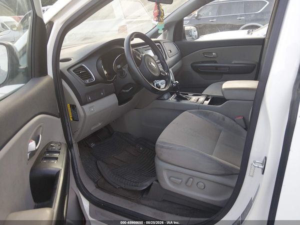2016 KIA SEDONA LX