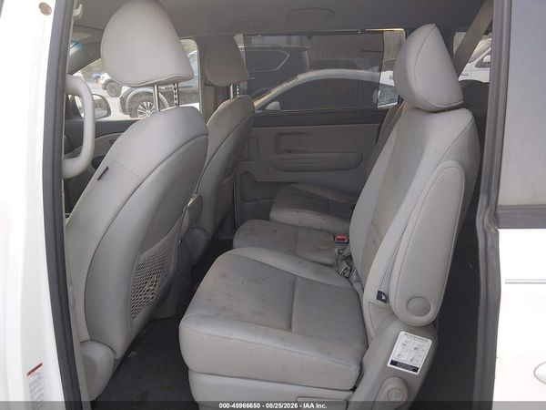 2016 KIA SEDONA LX