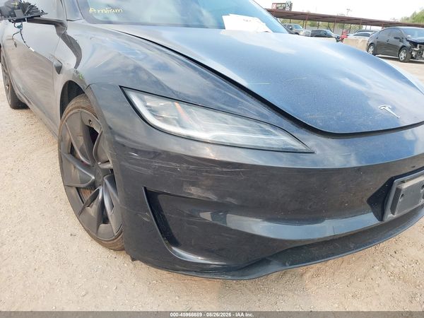 2024 TESLA MODEL 3 — I6