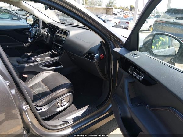2019 JAGUAR F-PACE 25T PRESTIGE