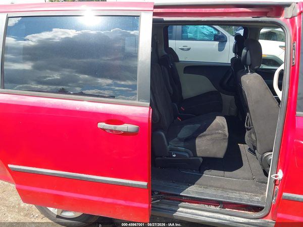 2013 DODGE GRAND CARAVAN AMERICAN VALUE PKG — I8