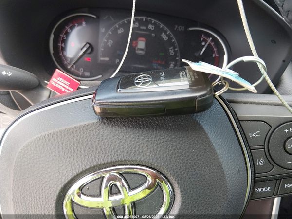 2025 TOYOTA RAV4 XLE PREMIUM — I11