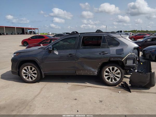 2025 TOYOTA RAV4 XLE PREMIUM — I117