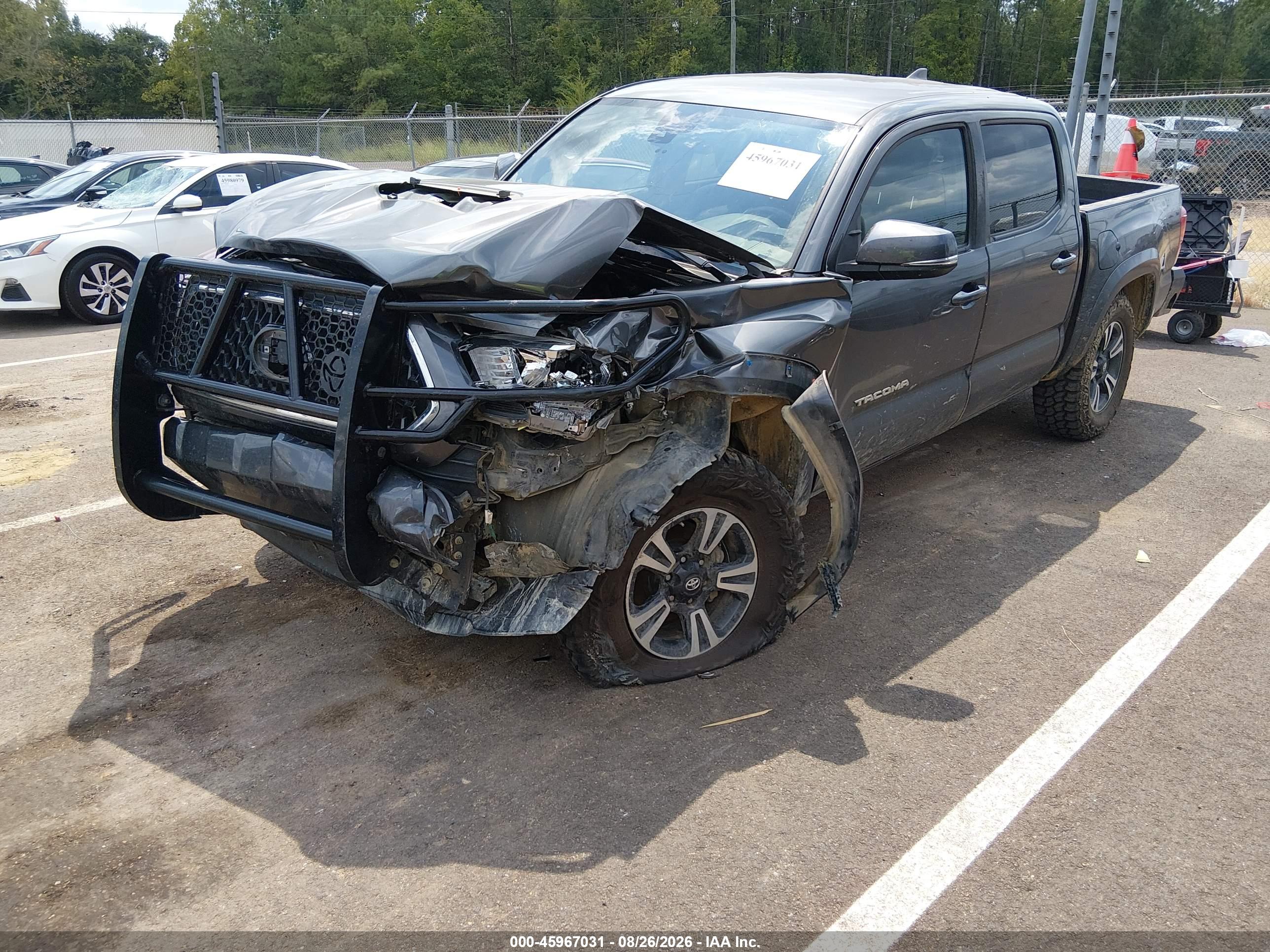 2019 TOYOTA TACOMA TRD SPORT — I2