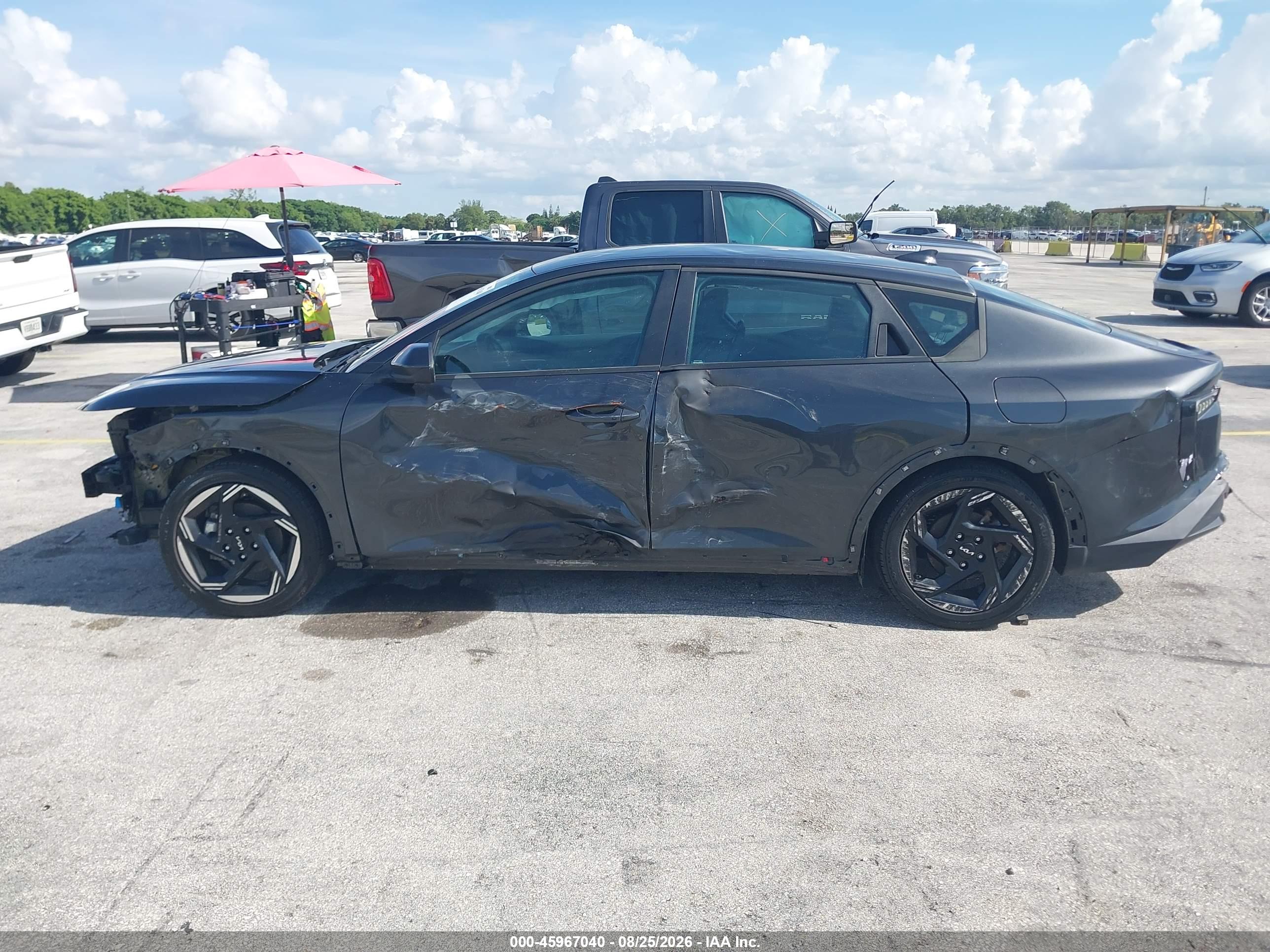 2025 KIA K4 EX
